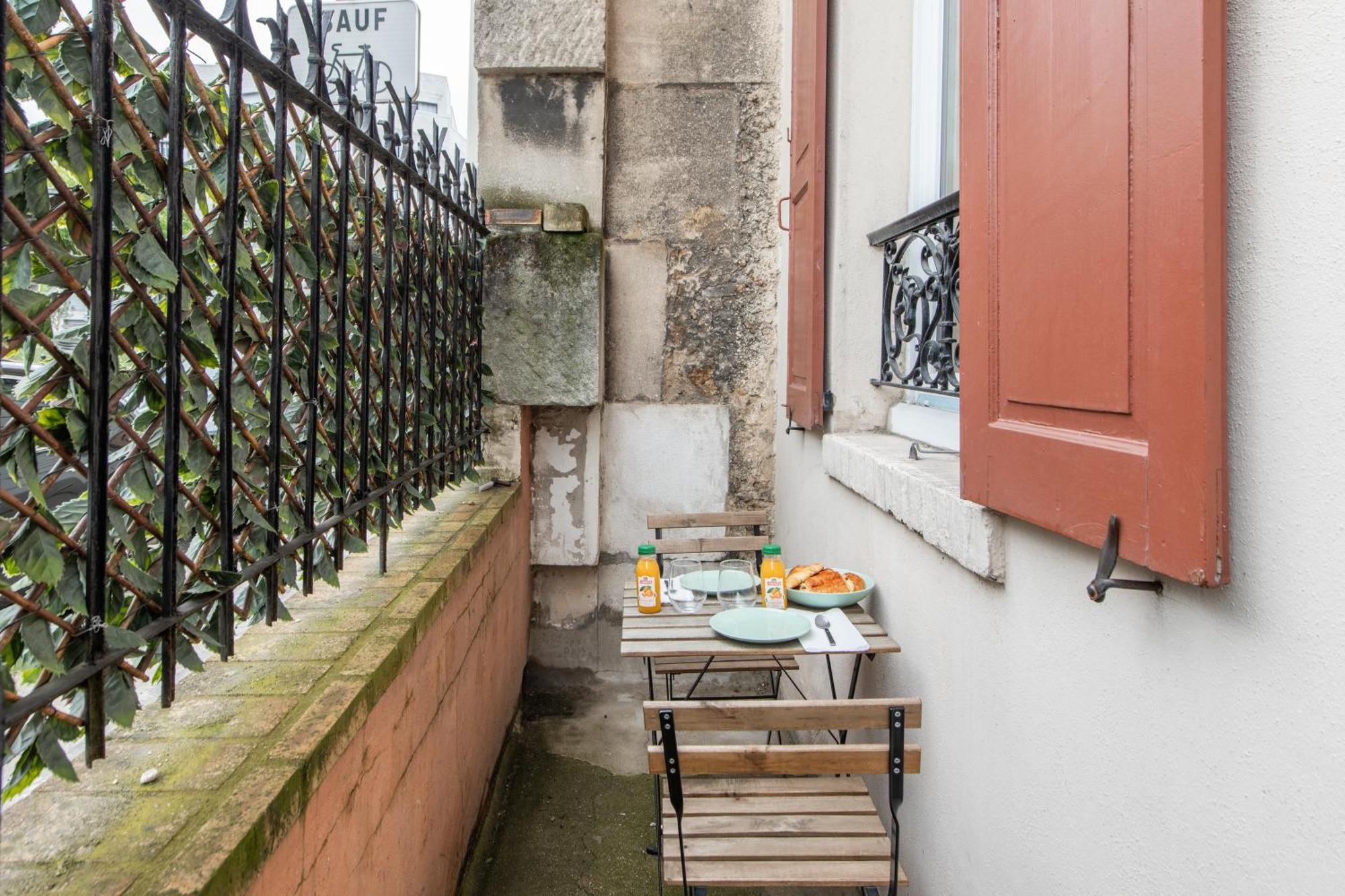 Spacious And Bright 2-Bedroom Large Apartment Very Close To Paris - Near Metro Boulogne-Billancourt Exterior foto