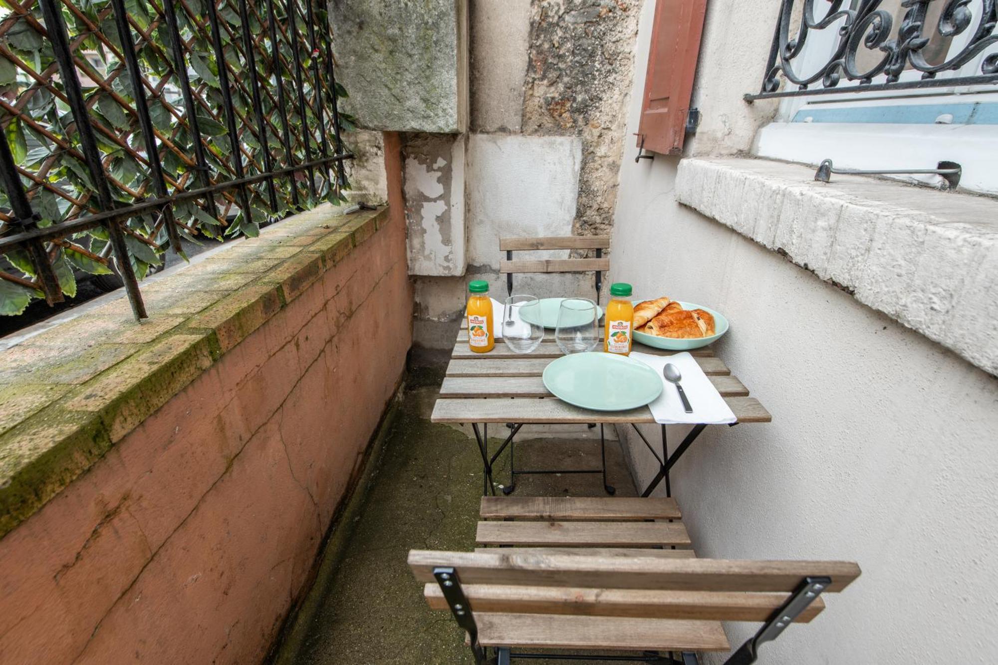 Spacious And Bright 2-Bedroom Large Apartment Very Close To Paris - Near Metro Boulogne-Billancourt Exterior foto